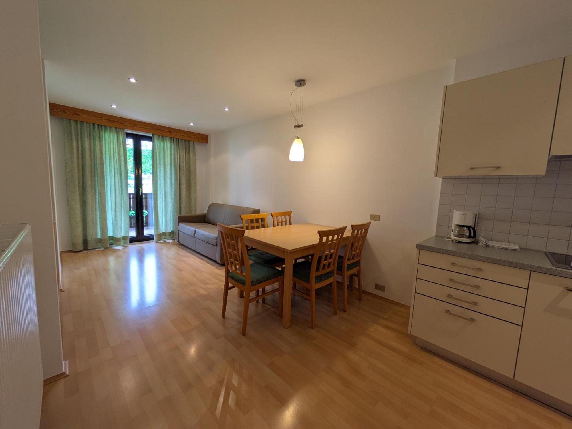Garni Saltneregg Hotel Caldaro Bagian luar foto
