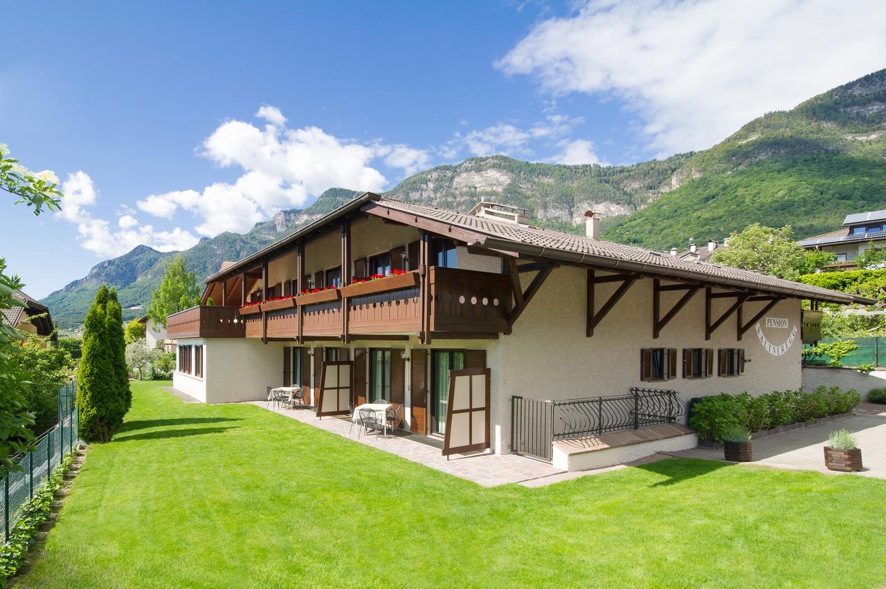 Garni Saltneregg Hotel Caldaro Bagian luar foto